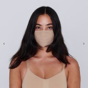 NWT SKIMS Face Mask Bundle - 3 Masks in Clay